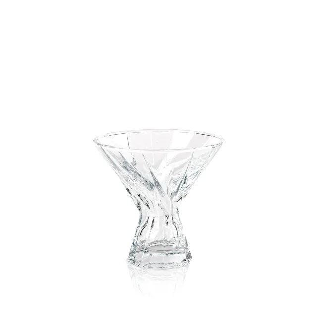 Sklenice Ghost Martini Crystal na bílém pozadí
