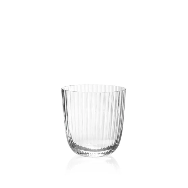 Sklenice Heirloom Crystal se žebrováním na bílém pozadí
